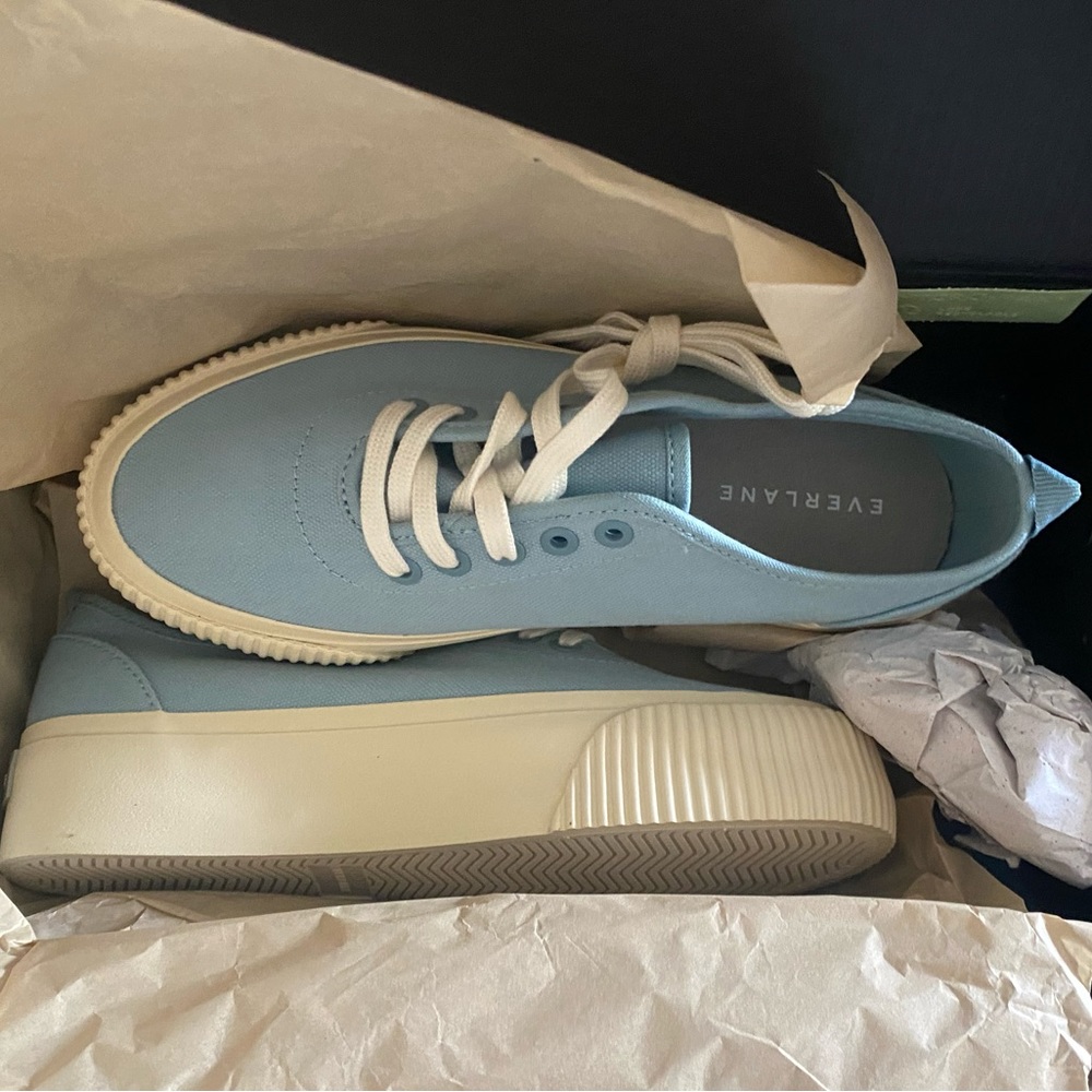 Brand New in box. Everlane Forever Sneaker